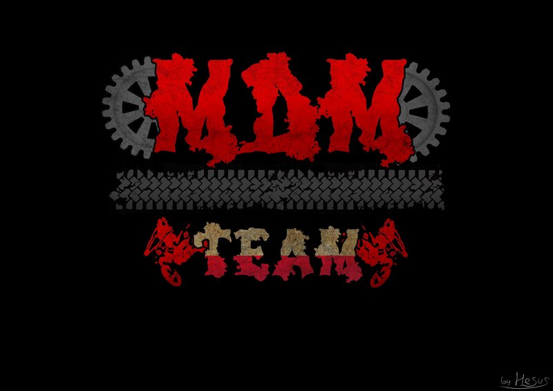 MOM TEAM Logo
