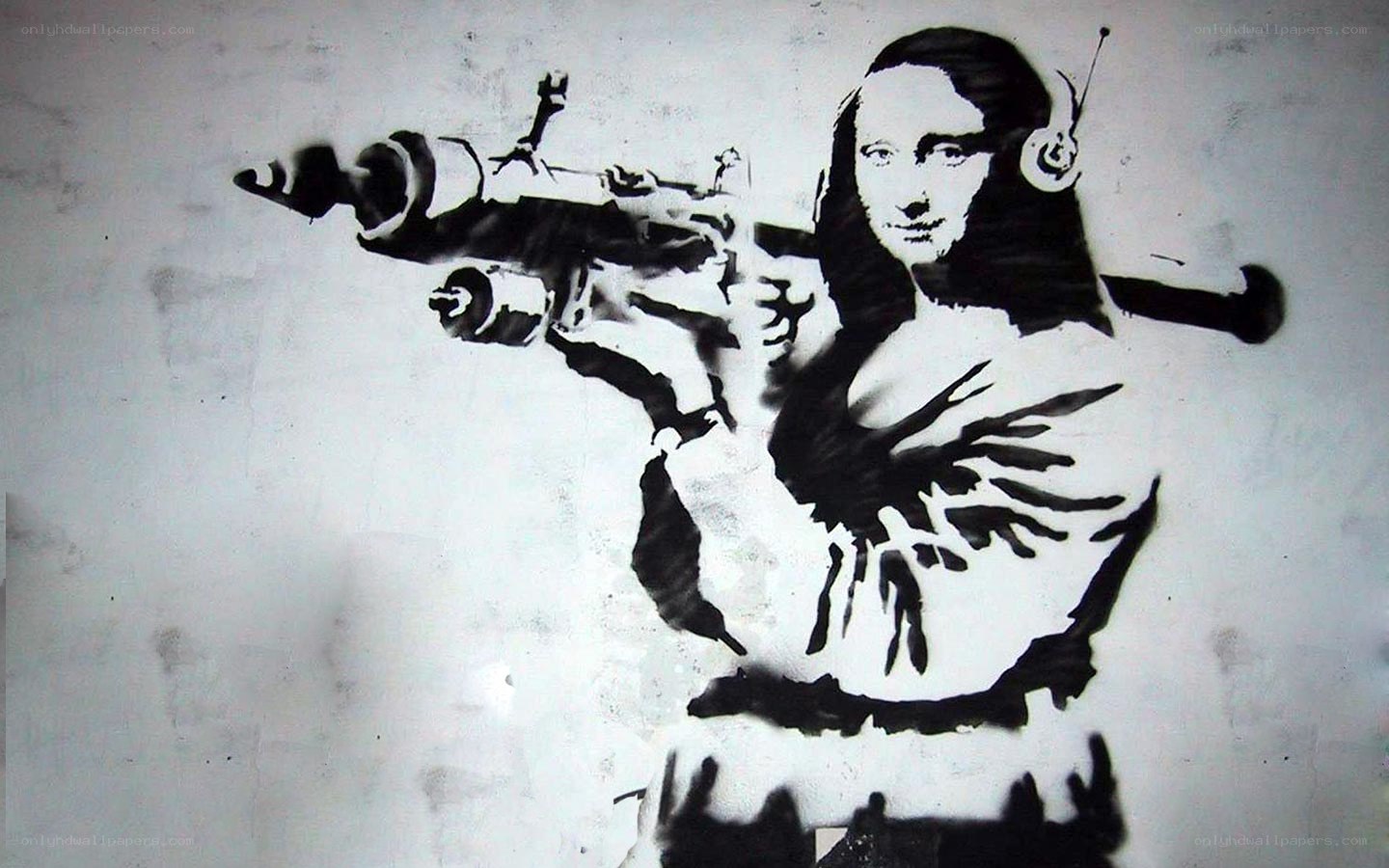 Mona Lisa with gun graffiti