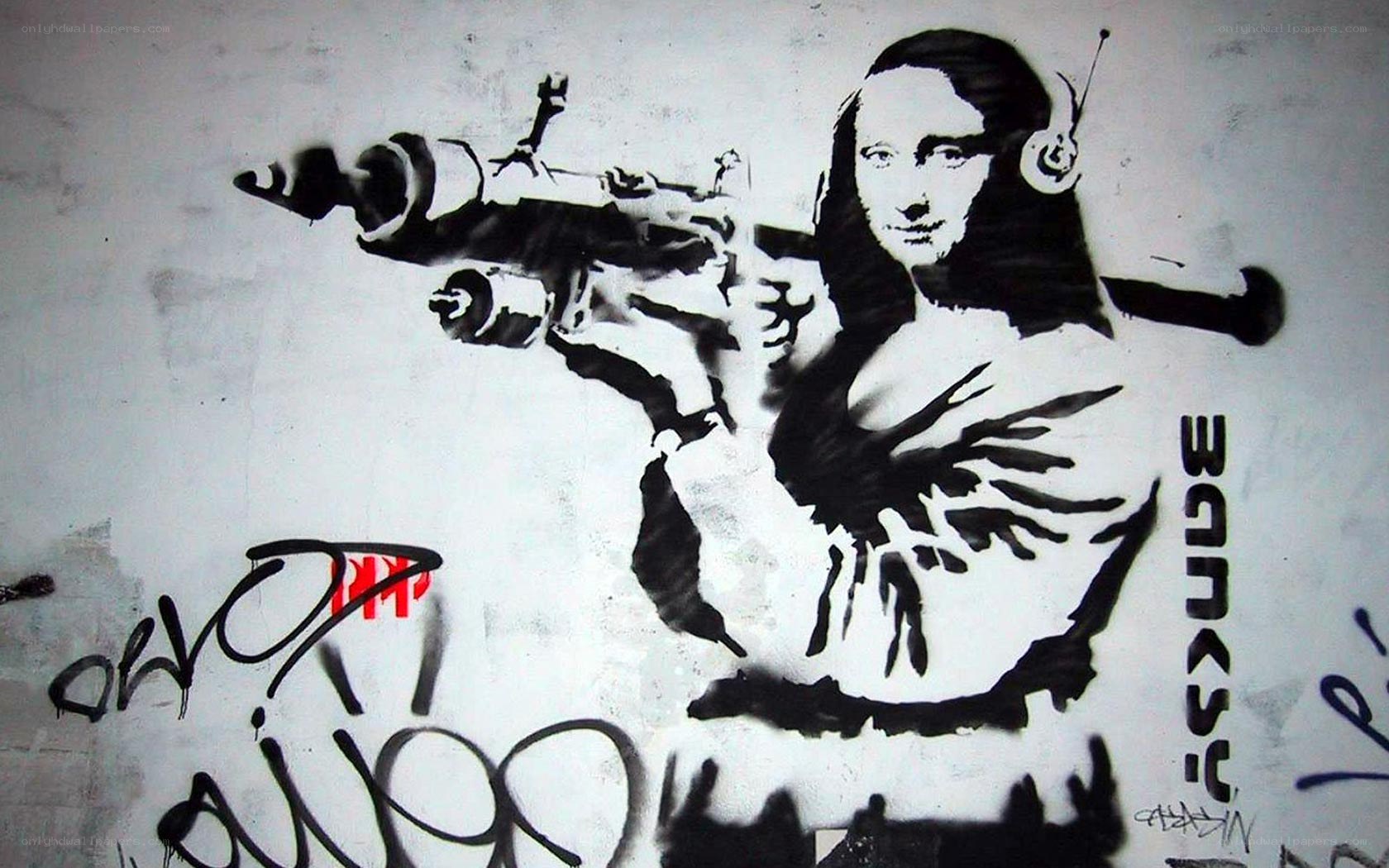 Mona Lisa with gun graffiti