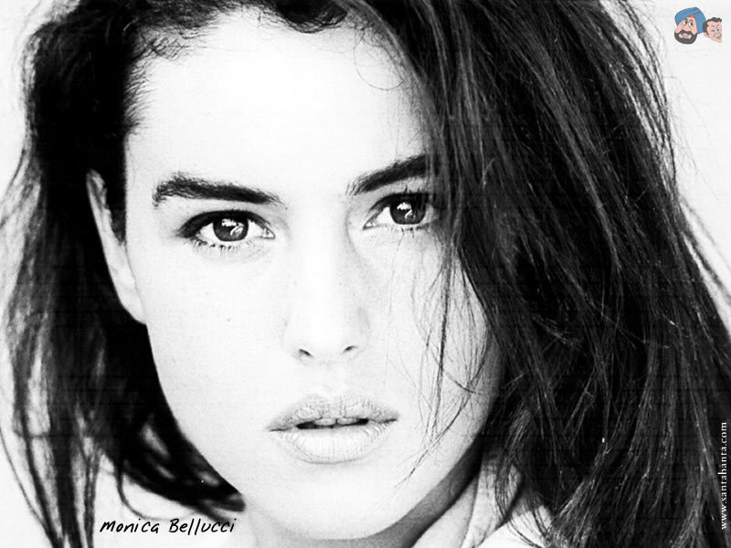 Monica Bellucci Portrait — Black