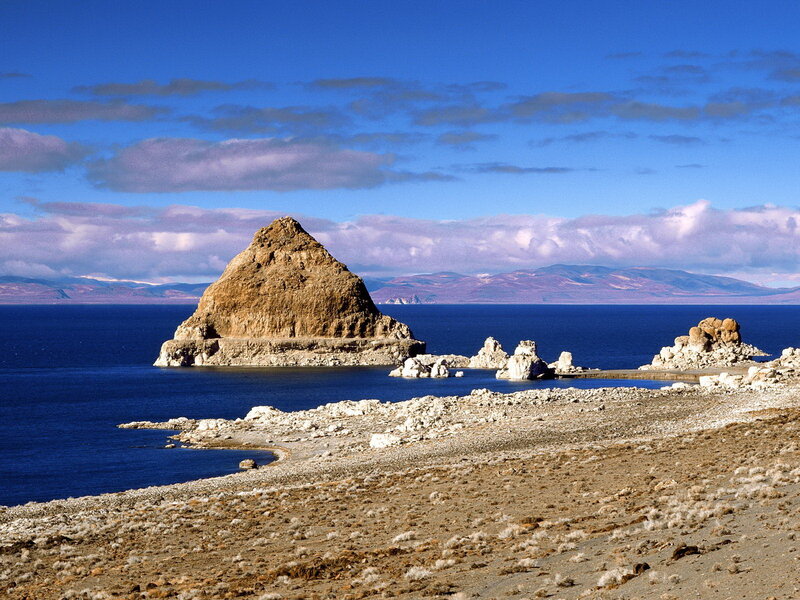 Mono Lake tufa formations
