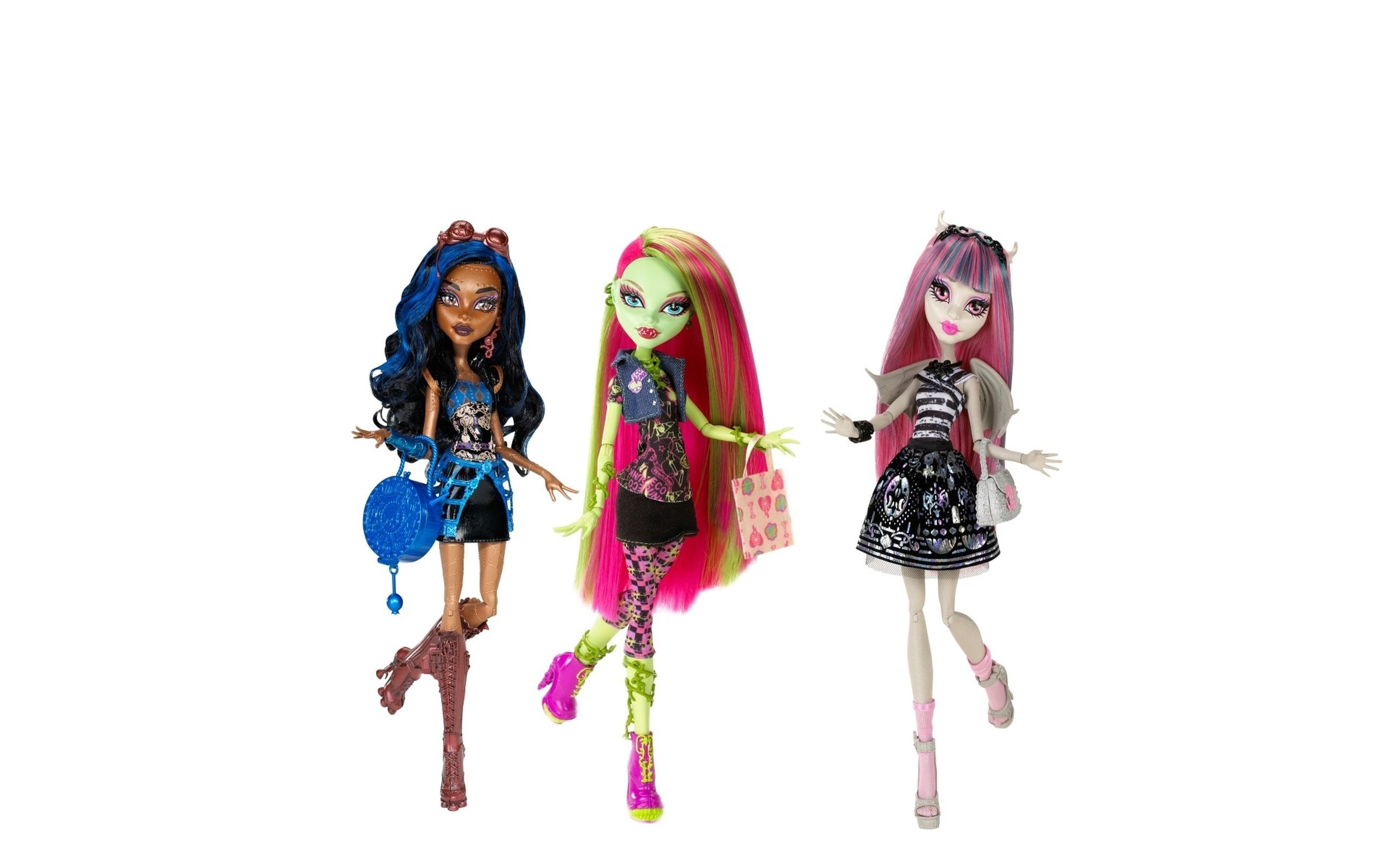 Monster High dolls collection