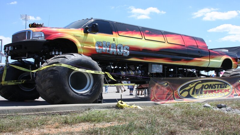 Monster Truck Chaos
