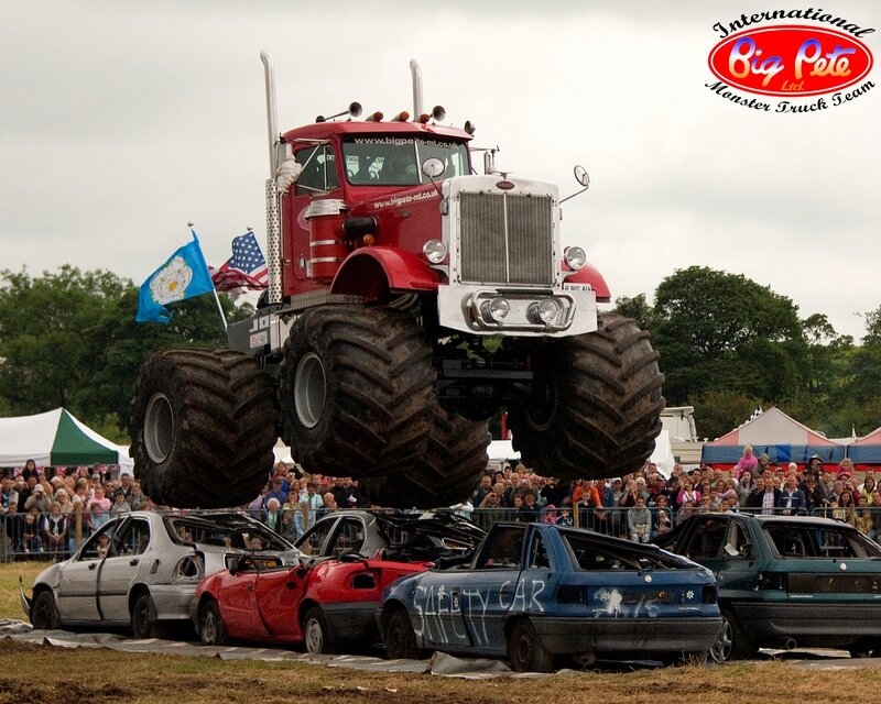 Monster Truck Crushing Cars — Red