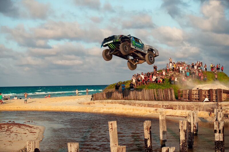 Monster Truck in Mid-air — Blue, Dramatic