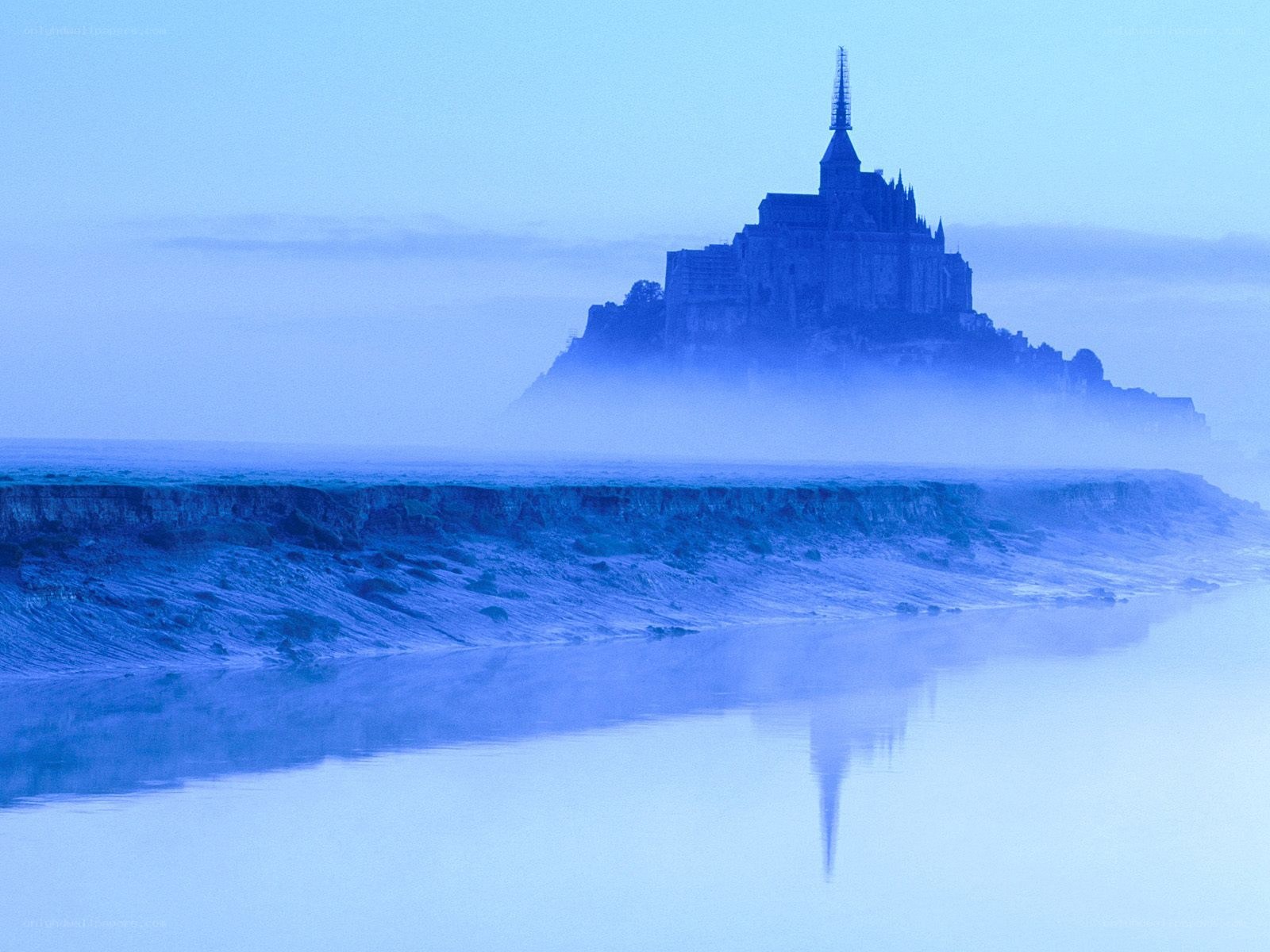Mont Saint-Michel at dawn