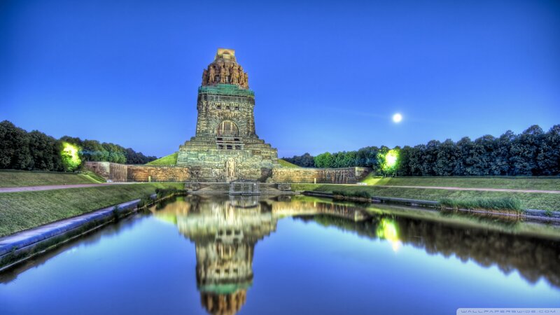 Monument at Night — Blue