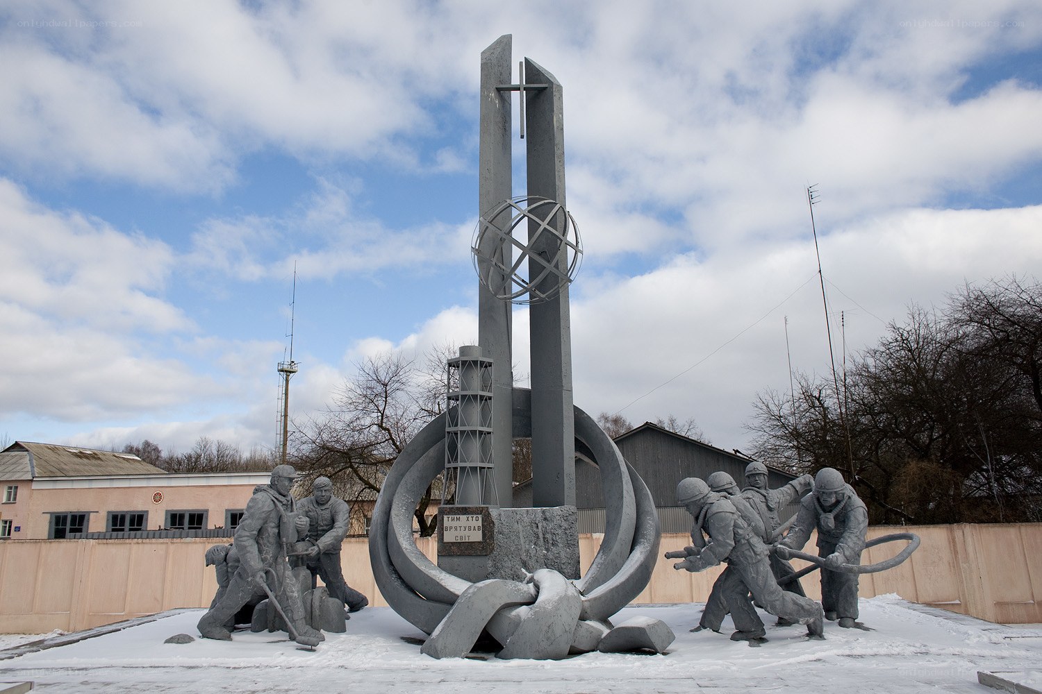 Monument to Chernobyl liquidators