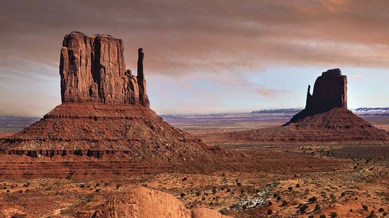 Monument Valley Buttes — Brown, Dramatic