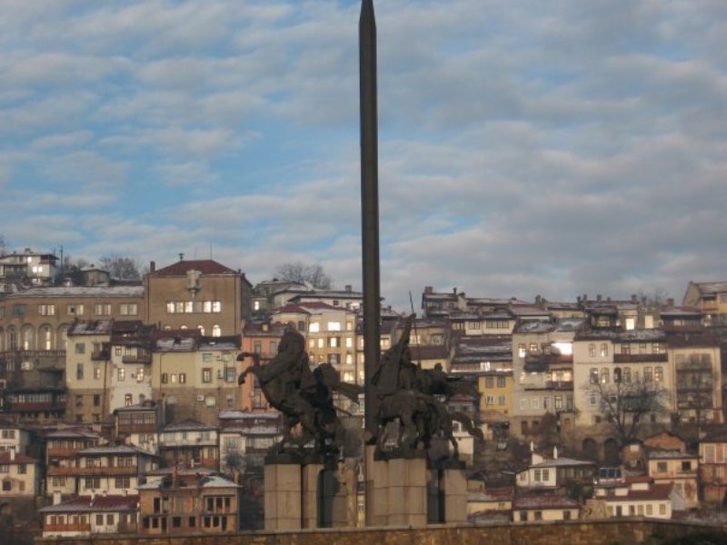 Monument with Horse Statues