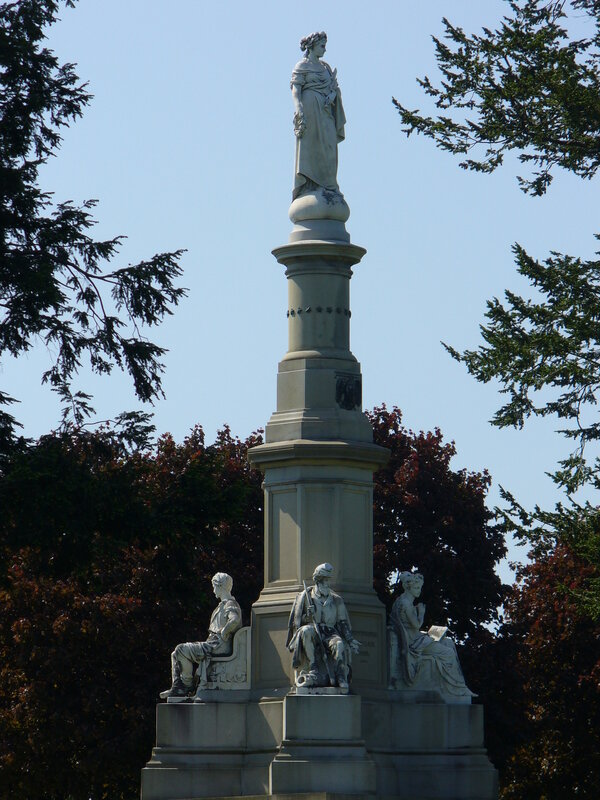 Monument with statues