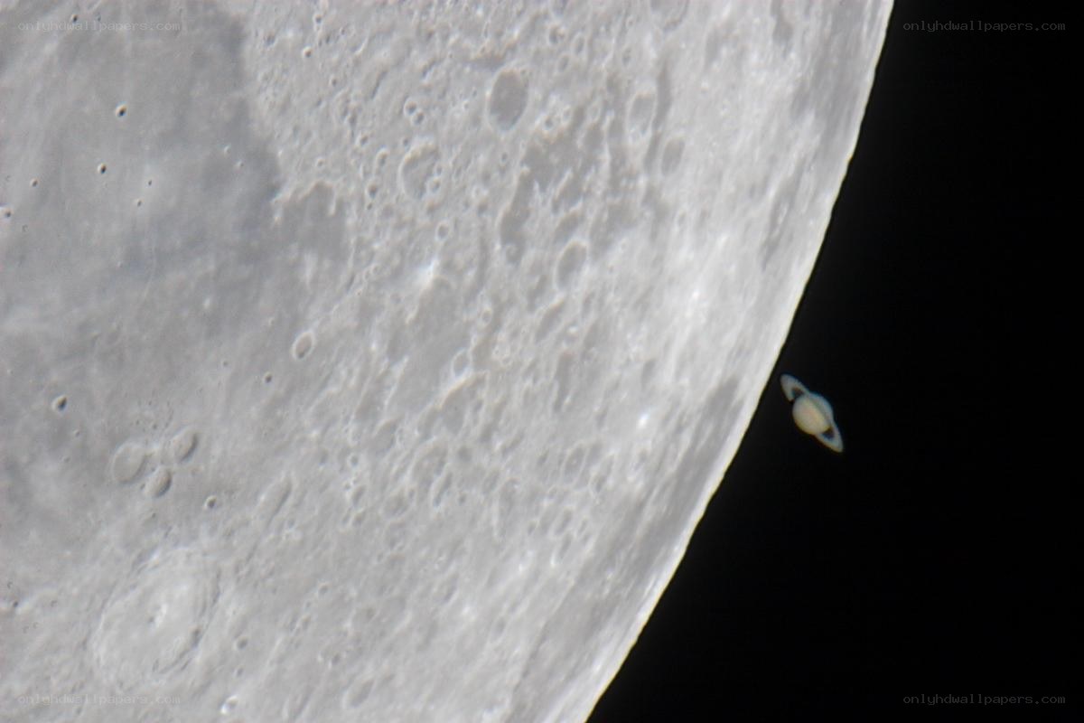Moon and Saturn in one frame