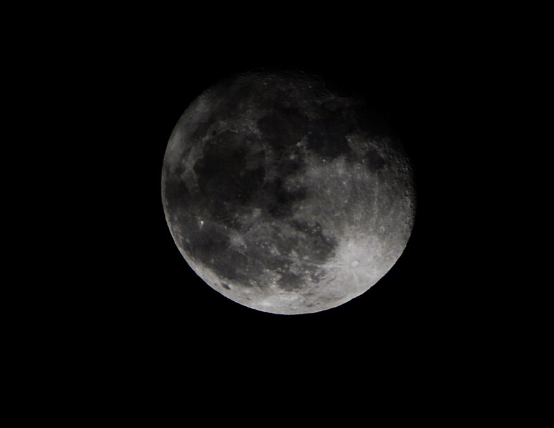 Moon in Night Sky — Gray, Serene