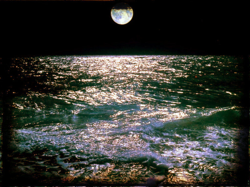 Moon over Ocean — Black, Serene