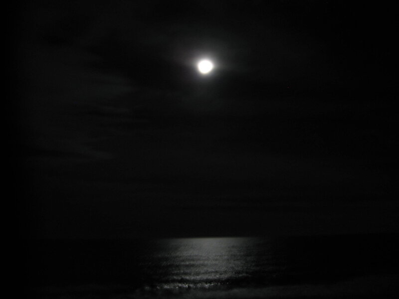 Moon over Water — Black