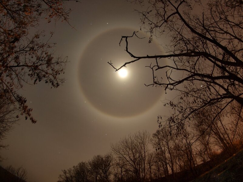 Moon with Circumzenithal Arc