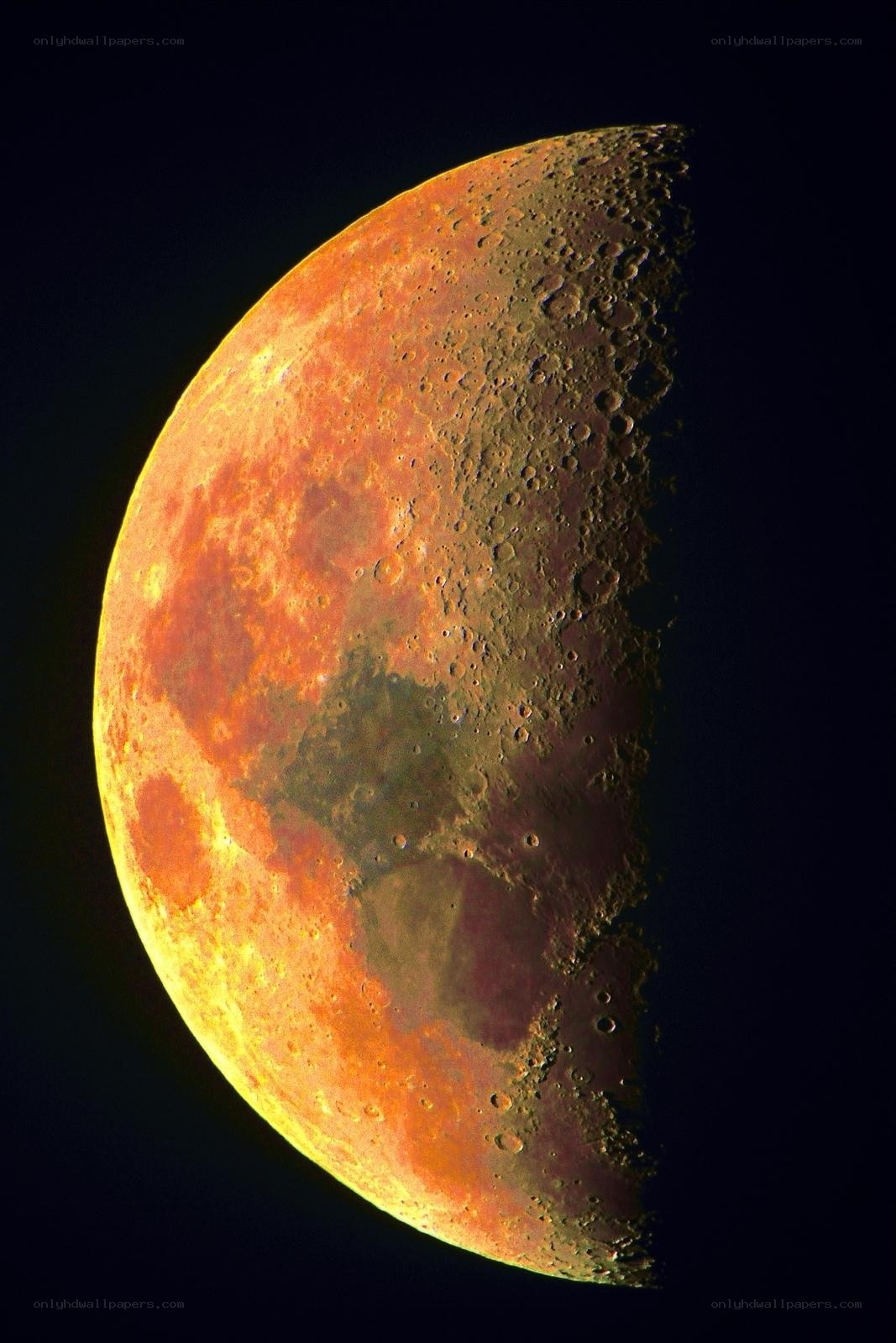 Moon with reddish hue