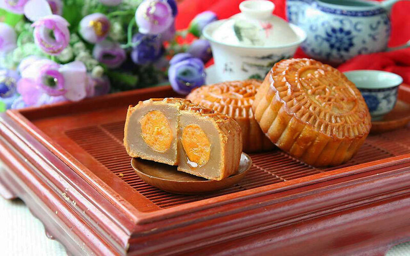 Mooncakes on Tray