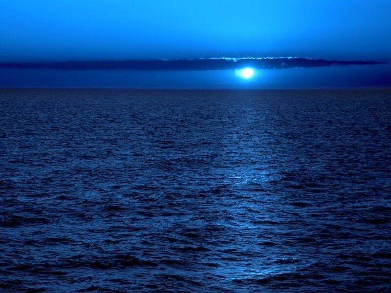 Moonrise over the ocean