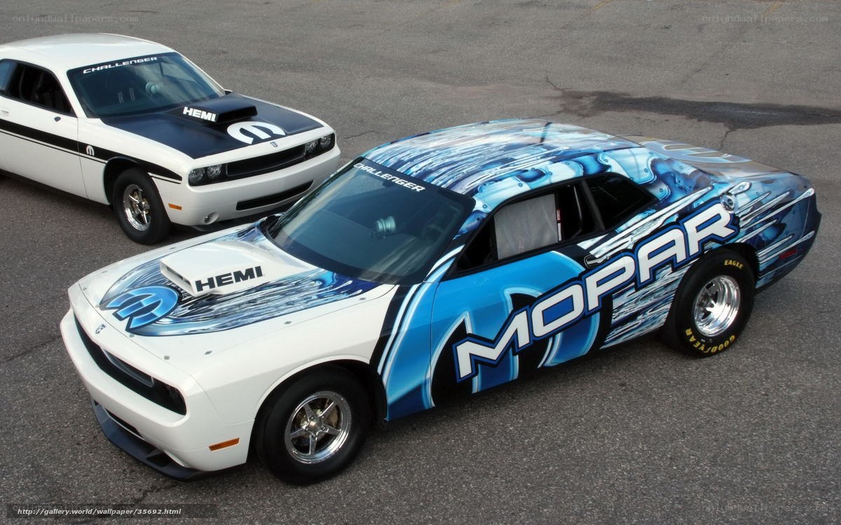Mopar and Hemi Dodge Challengers