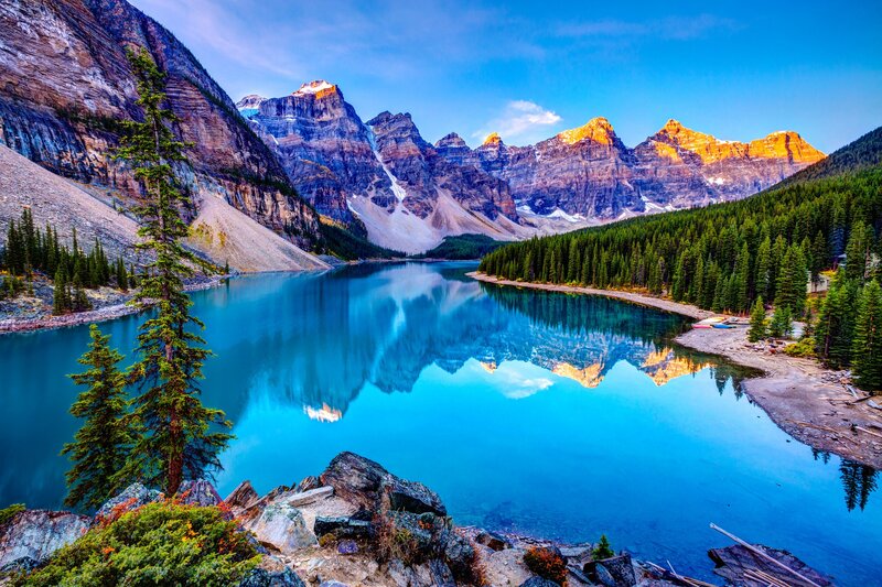 Moraine Lake at sunrise