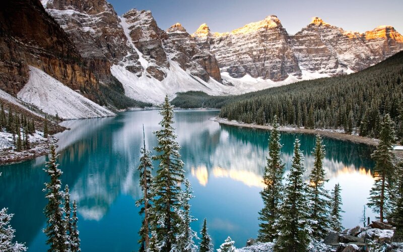 Moraine Lake in Winter — Blue, Serene