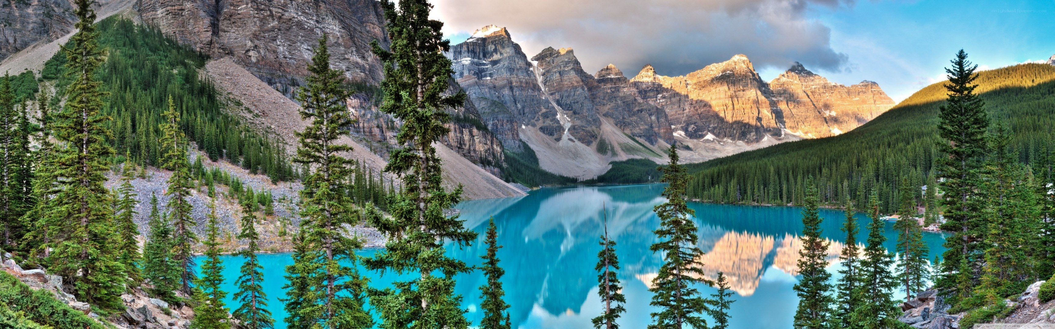 Moraine Lake with mountain reflection