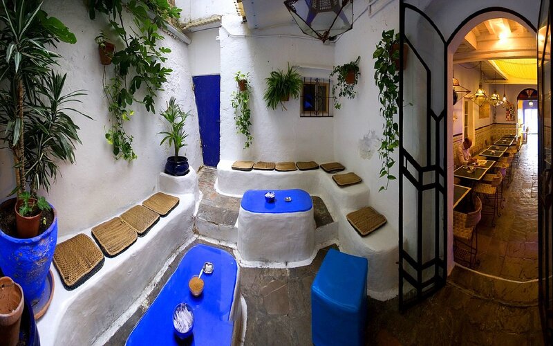 Moroccan restaurant courtyard