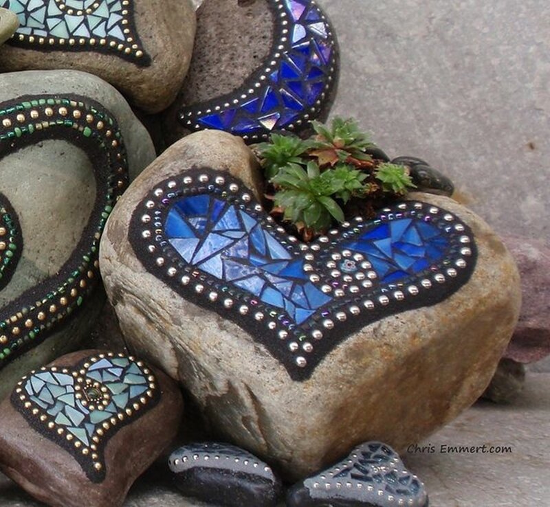 Mosaic Heart Rocks