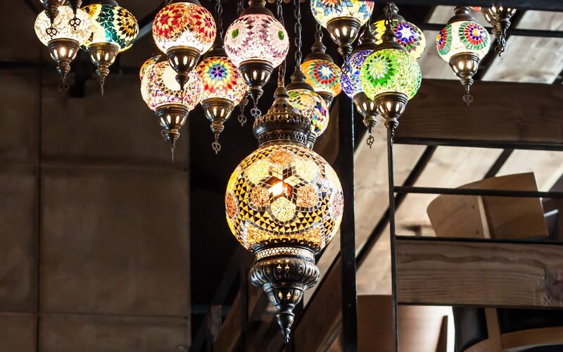 Mosaic Lanterns Hanging — Gold