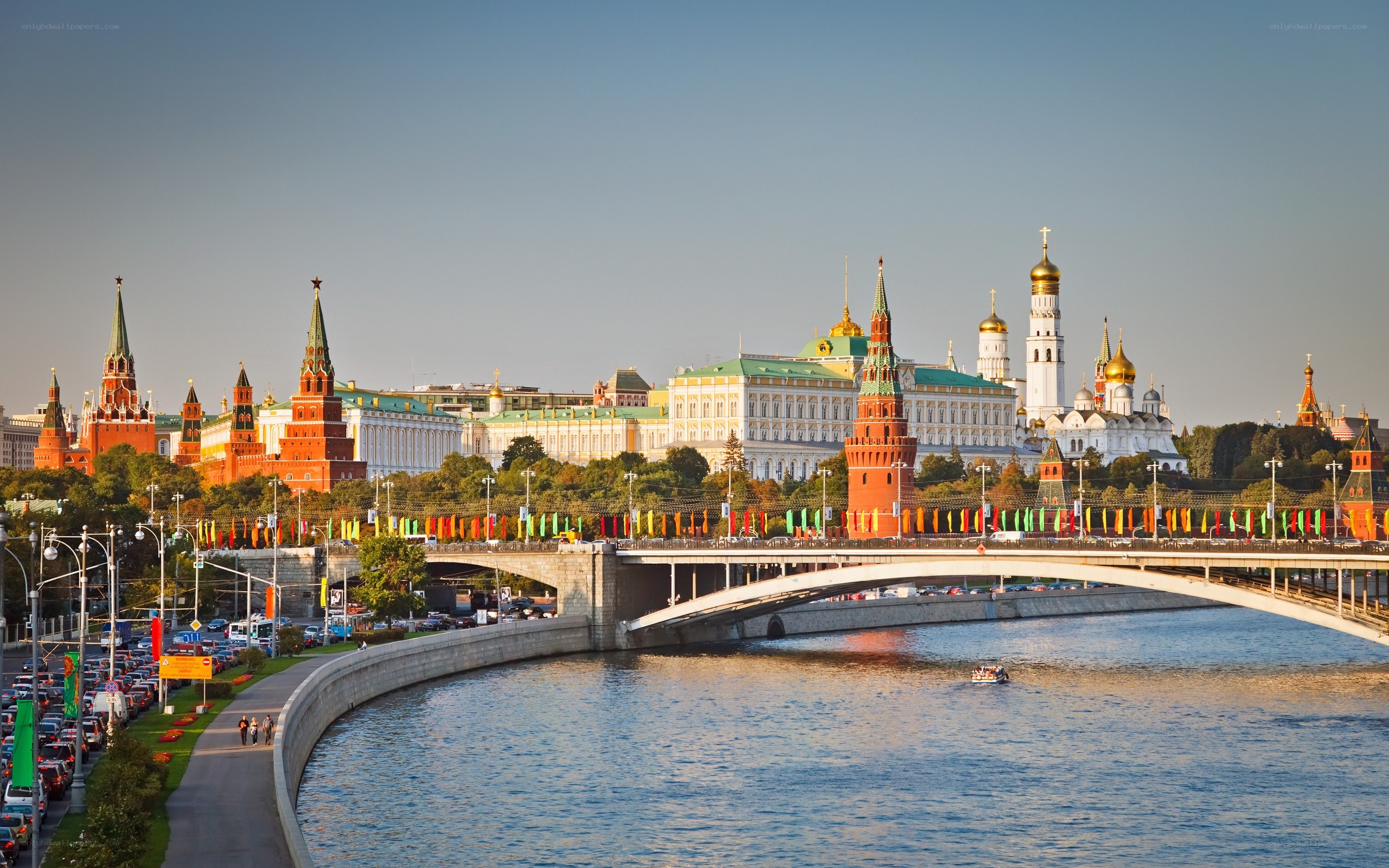Moscow Kremlin and river view