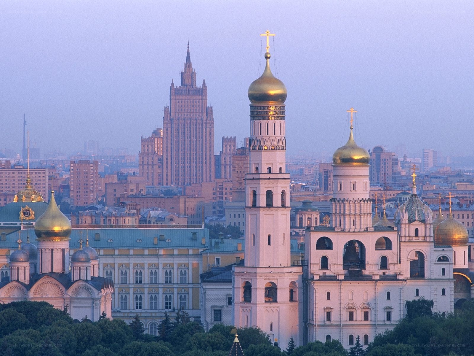 Moscow Kremlin at dawn