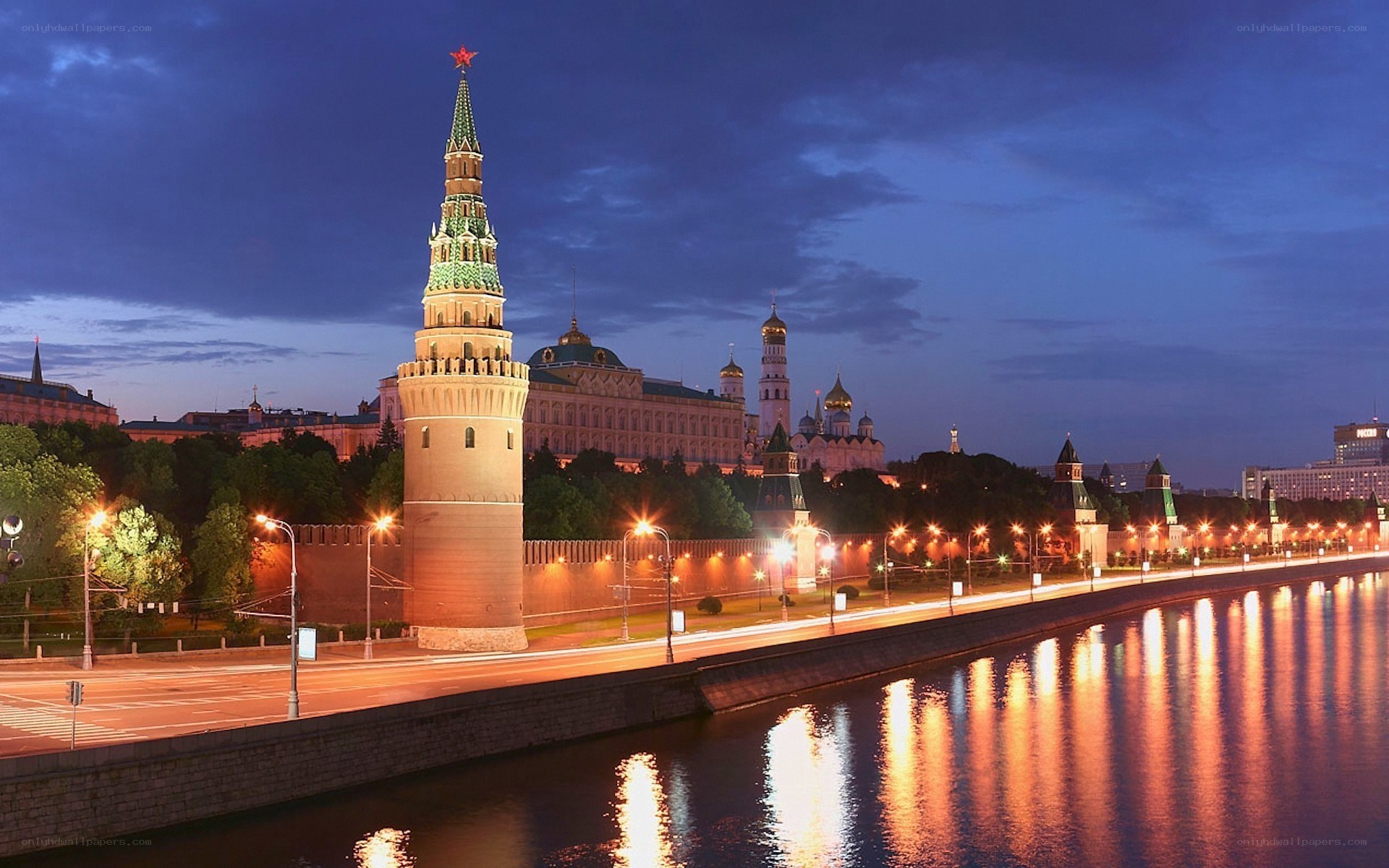 Moscow Kremlin at dusk