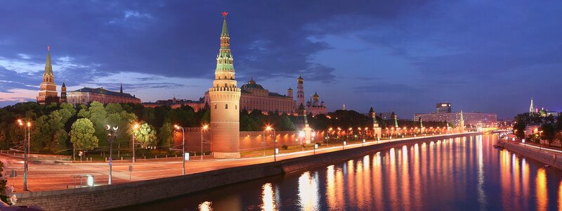 Moscow Kremlin at Dusk — Blue, Serene