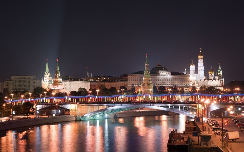 Moscow Kremlin at Night — Black, Dramatic, Photograph, River
