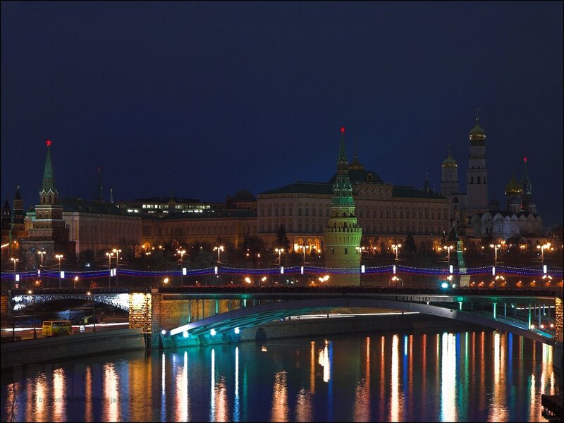 Moscow Kremlin at Night — Blue, Serene