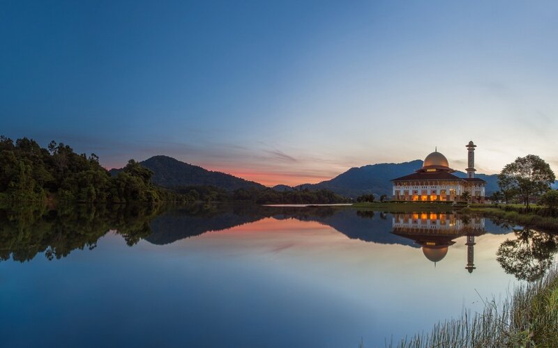 Mosque by Lake at Dusk — Blue