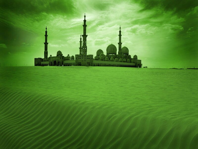 Mosque in Desert — Green
