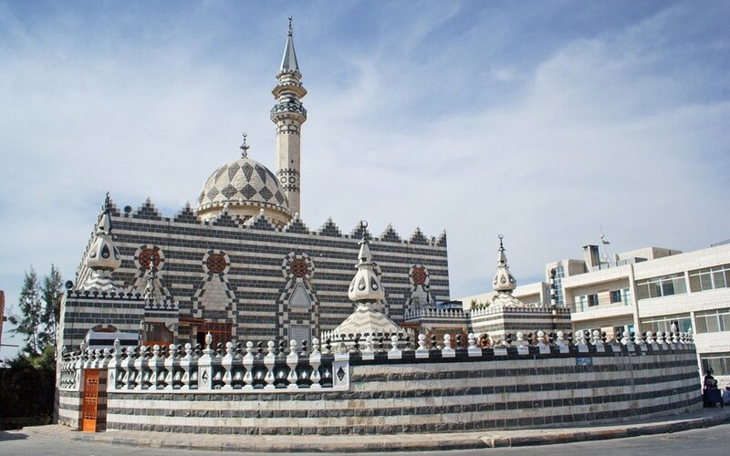 Mosque with Dome and Minaret — Gray