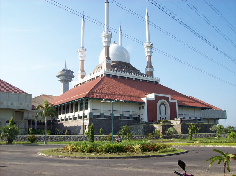 Mosque with Domes and Minarets — White