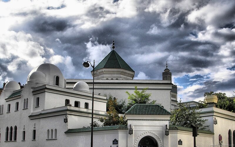 mosque with green domes