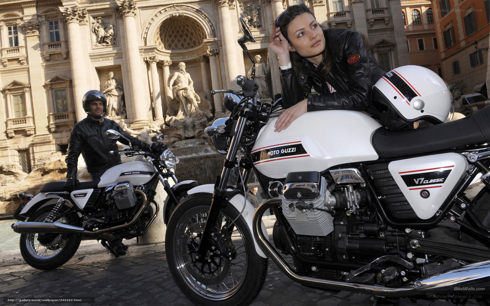 Moto Guzzi V7 Classic in Rome