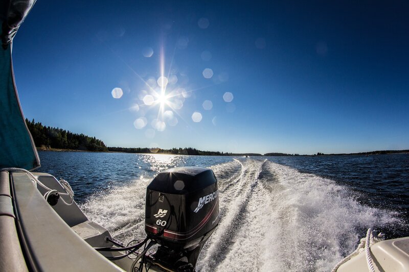 Motorboat on Lake — Blue, Bright
