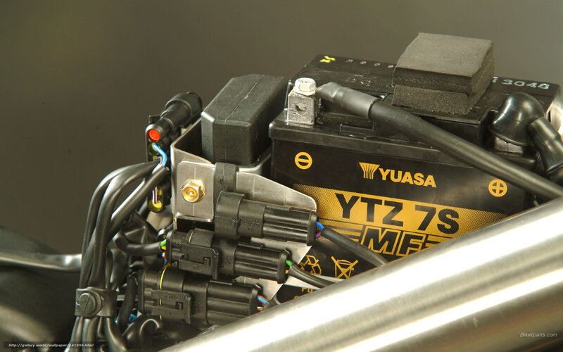 motorcycle battery and wiring