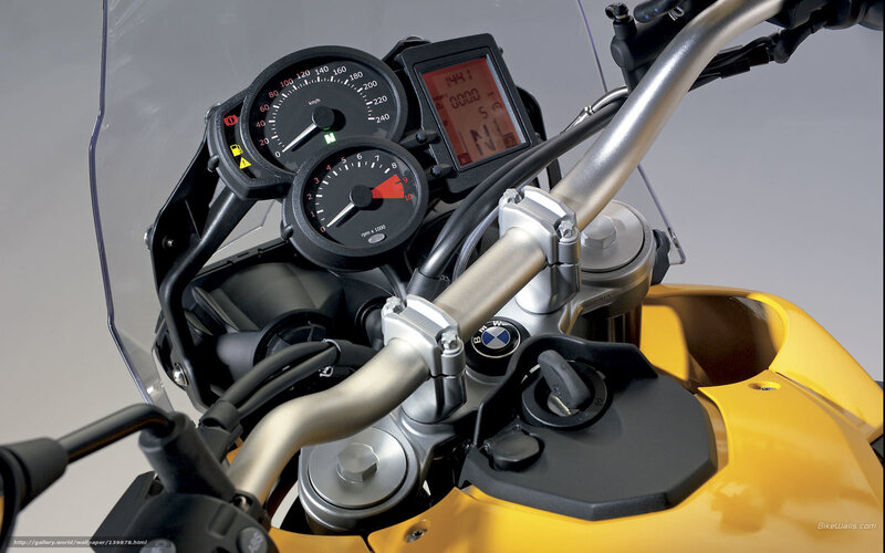 Motorcycle Dashboard — Yellow, Neutral