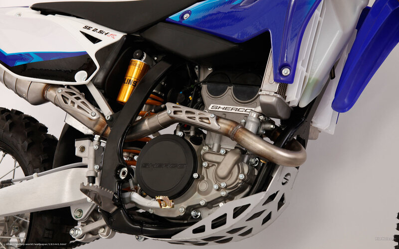 Motorcycle Engine and Frame — Blue