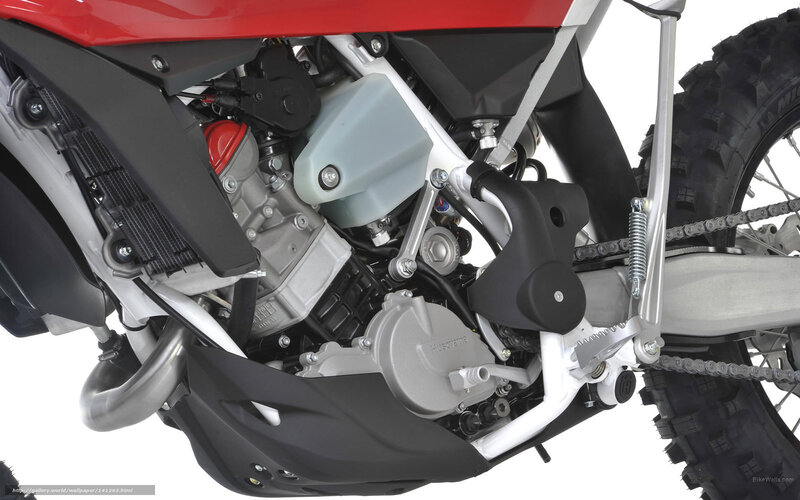 Motorcycle Engine and Frame — Red, Technical