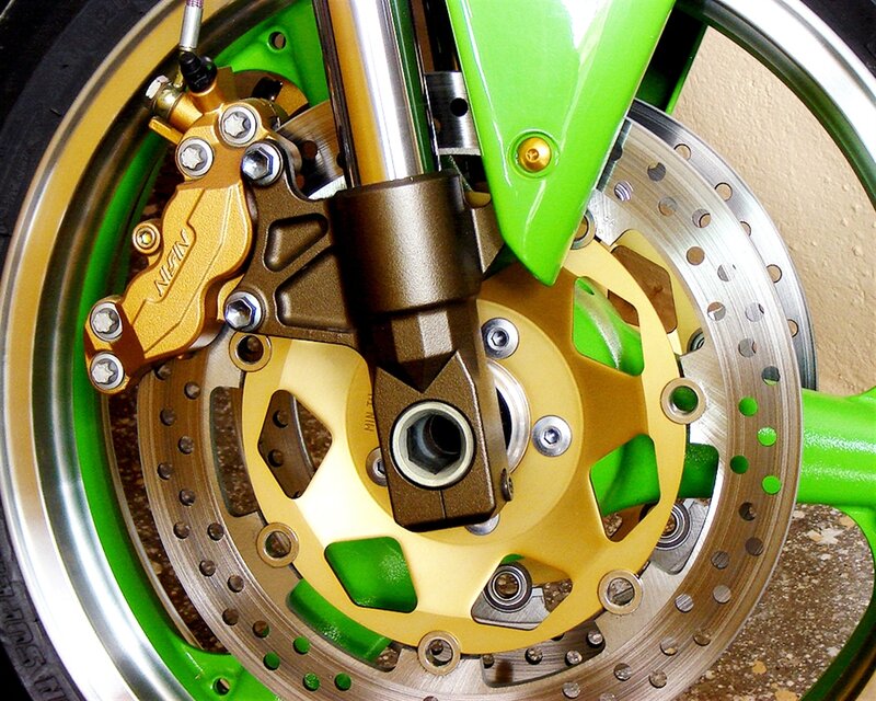 motorcycle front wheel assembly