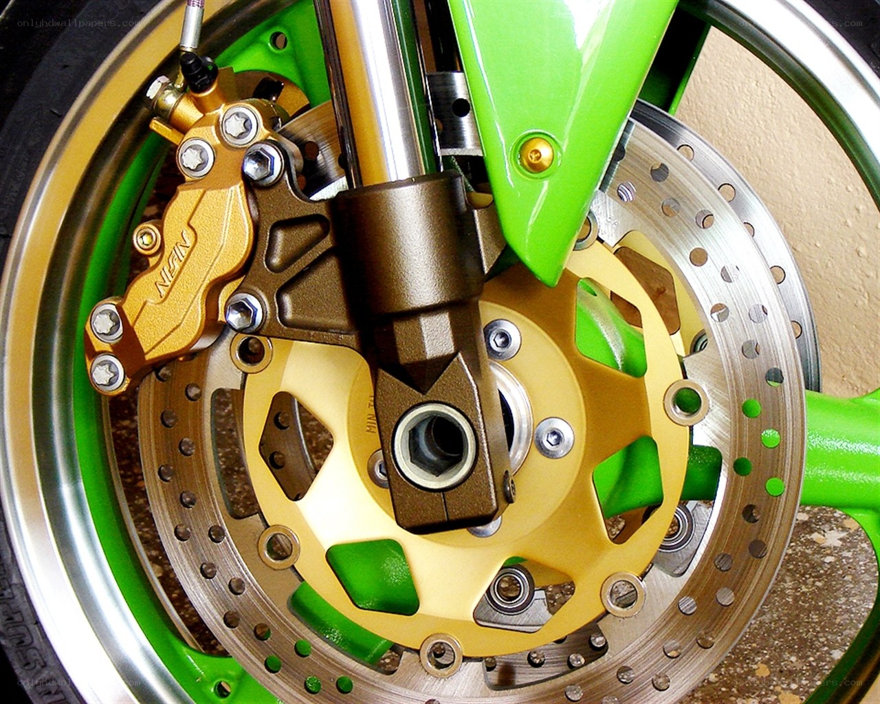 motorcycle front wheel assembly