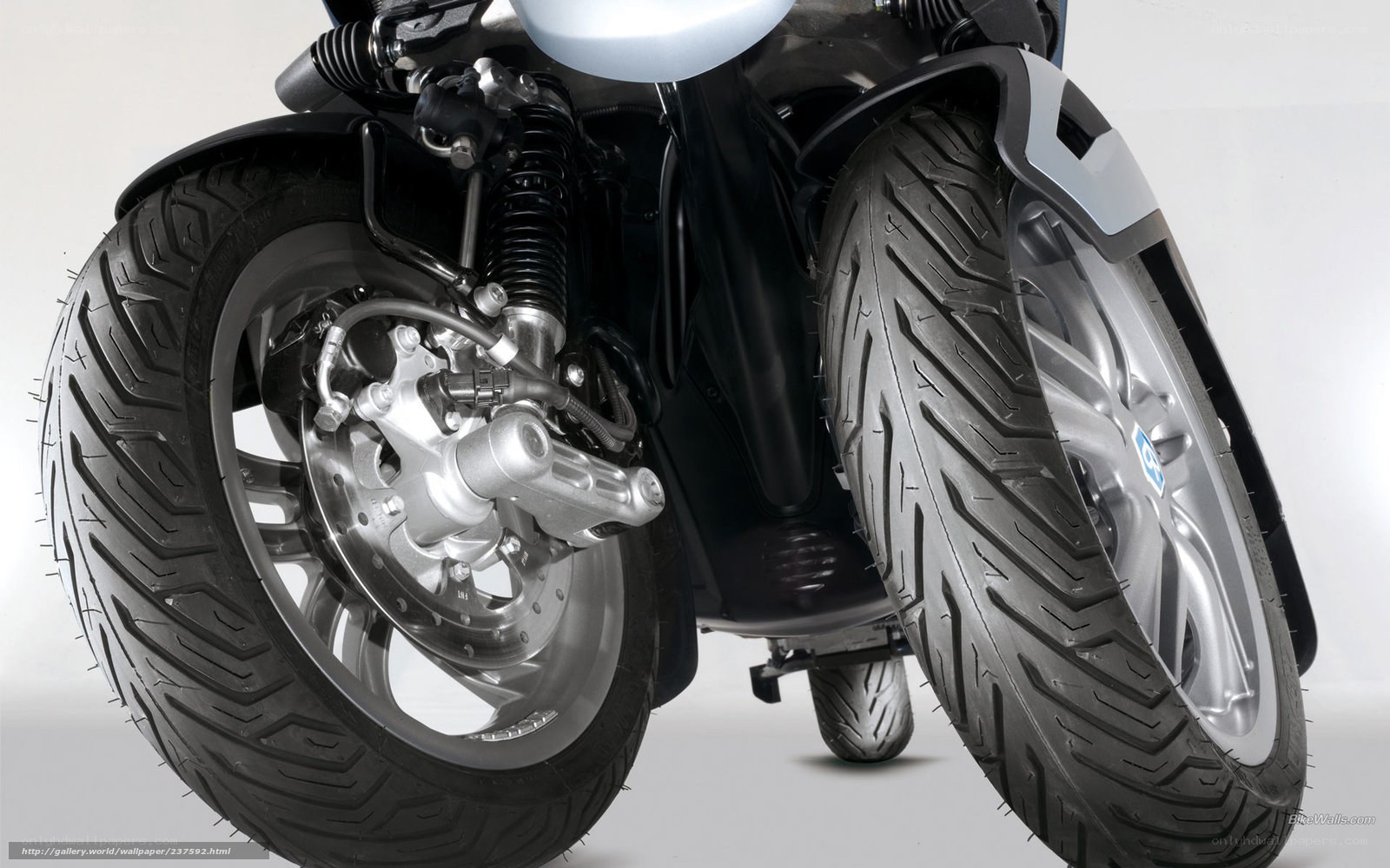 motorcycle front wheel details